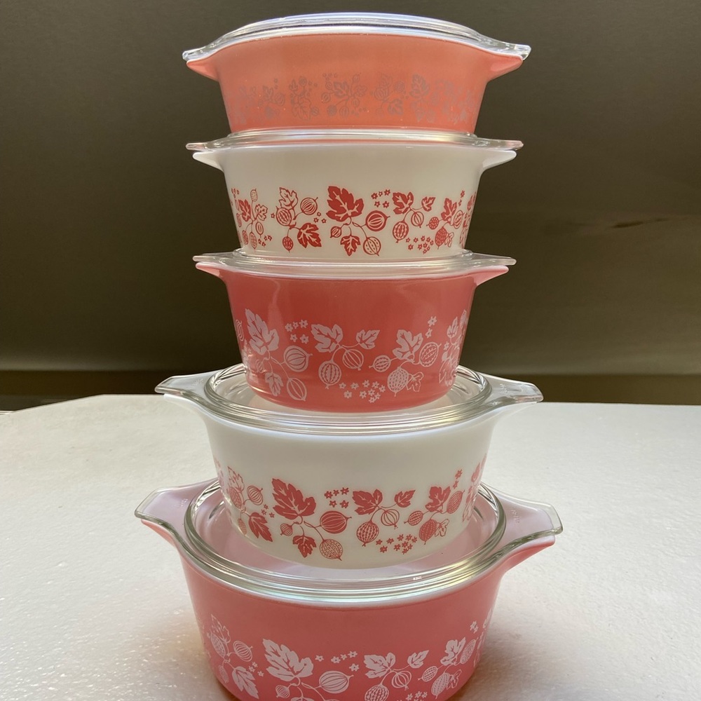 Pyrex pink gooseberry casseroles set 8 Pcs